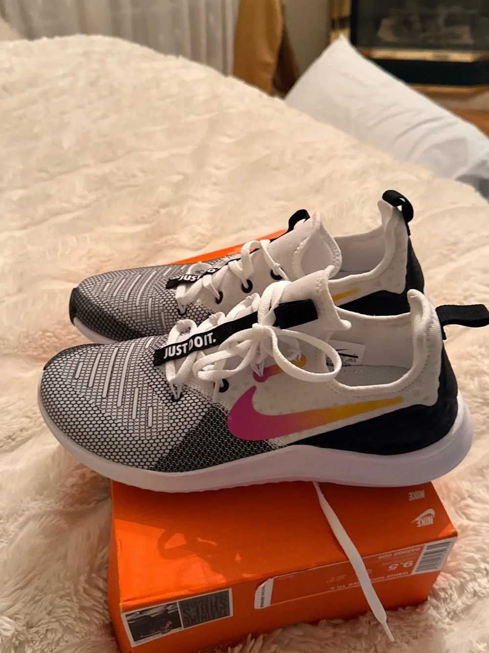 Nike Kids White Sneakers with Pink and Yellow Gradient Swoosh - Picture 1 of 2